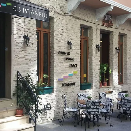 Corner Living Space Couette-café Istambul