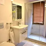 Corner Living Space Bed & Breakfast 3*