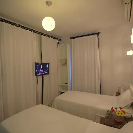 Corner Living Space Отель типа 