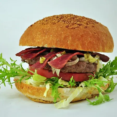 Corner Living Space 3*