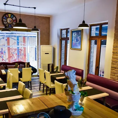 Corner Living Space 3*