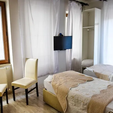 Corner Living Space Отель типа 