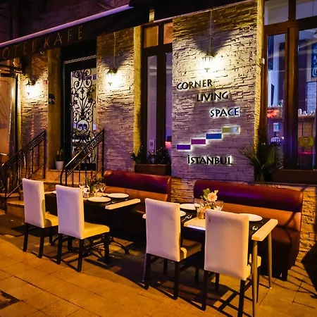 Corner Living Space 3* Istanbulská provincie