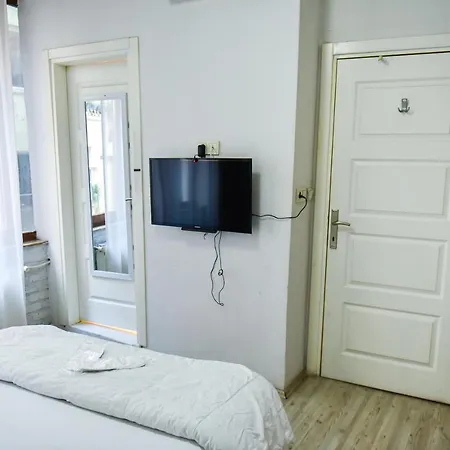 Panzió Corner Living Space 3*