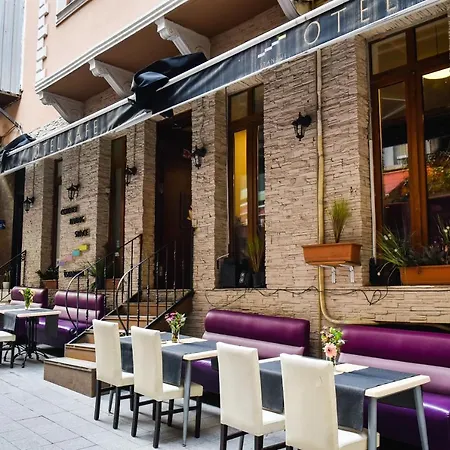 Corner Living Space 3*